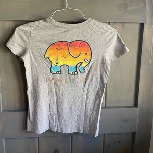 ivory ella Girls' (tween)Gray Tee with Sunset Rainbow Elephant